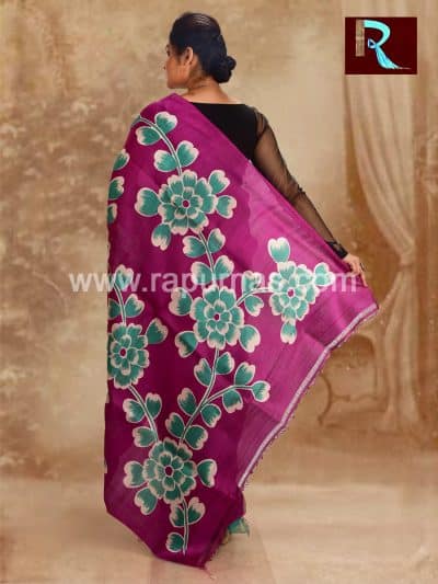 Trendy Pure Silk Saree with flowers all over2